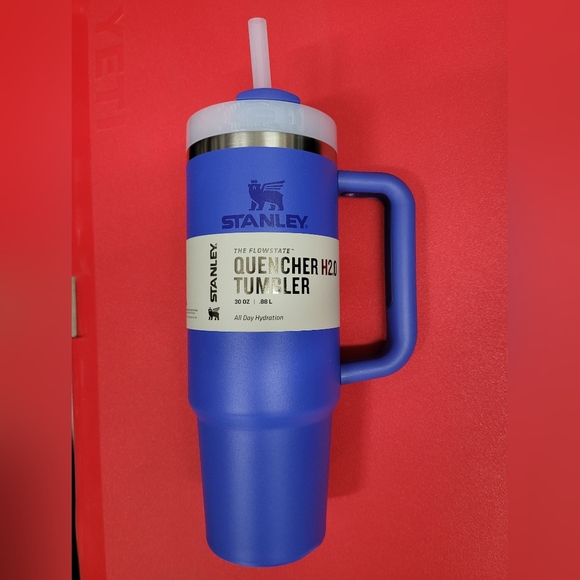 Stanley Quencher H2.0 Tumbler 30 OZ. in Iris   Limited Edition - Picture 2 of 4